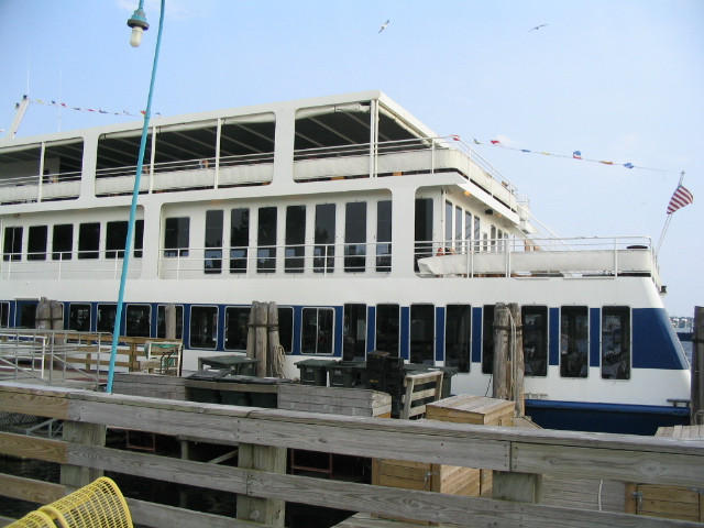 618x457 pixels (168K)