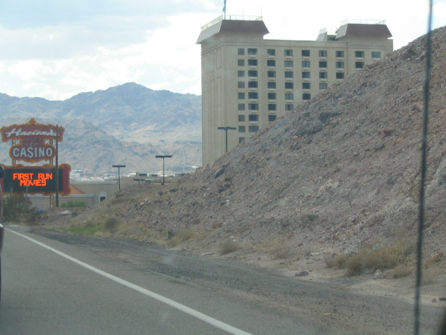 618x457 pixels (159K)